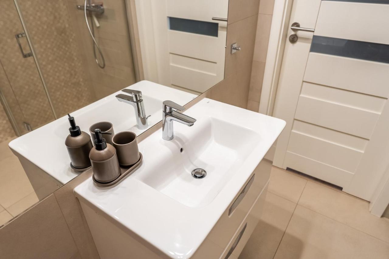 Apartamento Przystan Kolo Brzegu Kołobrzeg Exterior foto